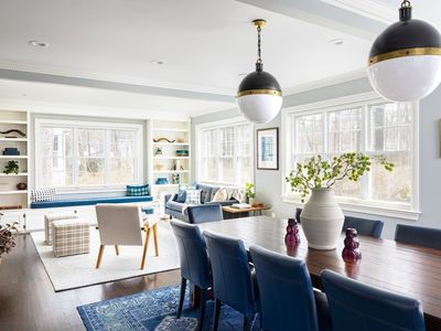 680 Beacon St, Newton, MA, 02459