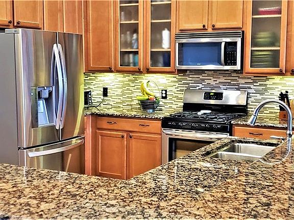 4th image of 3320 Tumbling River Dr