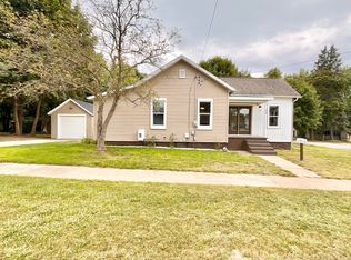 203 E Ann St, Belding, MI 48809