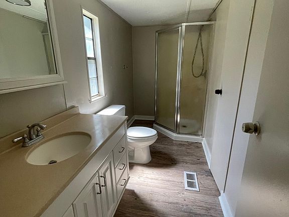 Master Bath Room