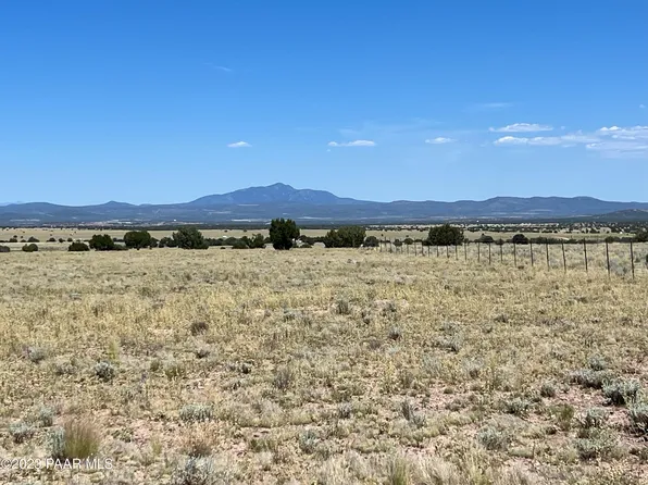 268 Off Of Wooden Wl, Ash Fork, AZ 86320