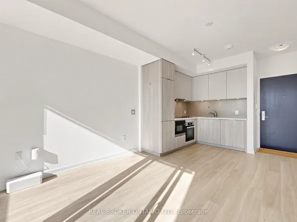 158 Front St E, Toronto, ON