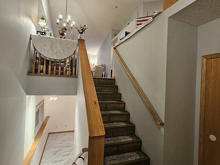 5375 SW 40th Ave NW — Photo 2