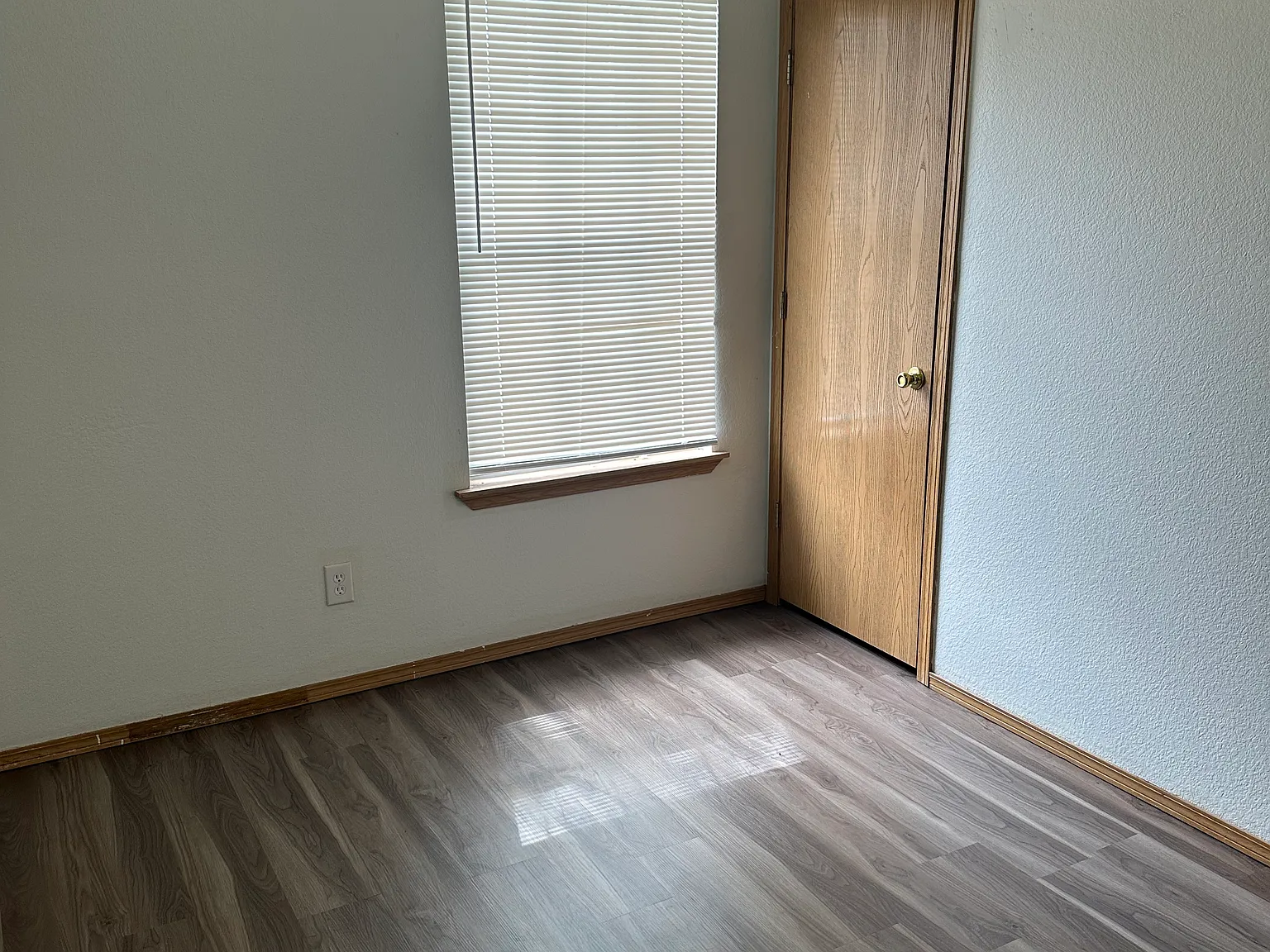 127 Briarmeadow St — Photo 3