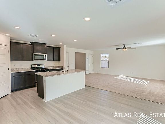 5th image of 521 El Gusto Ave