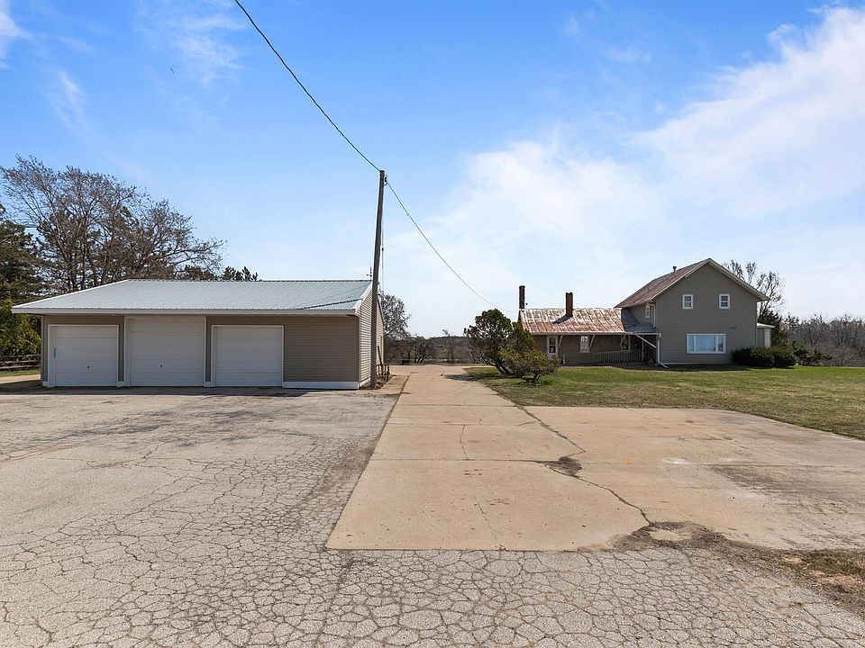 1st image of 3829 Lost Dauphin Rd