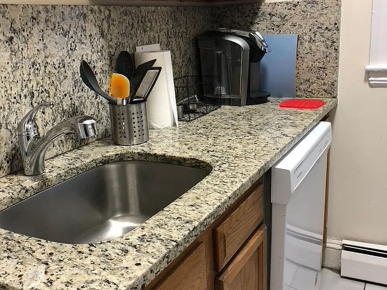 109 Strathmore Rd #3-109S3 — Photo 2
