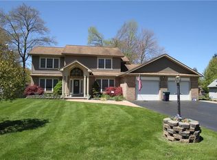 1565 Fetzner Rd, Rochester, NY 14626