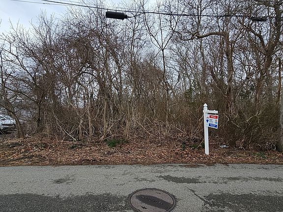 4th image of 0 Holt Rd