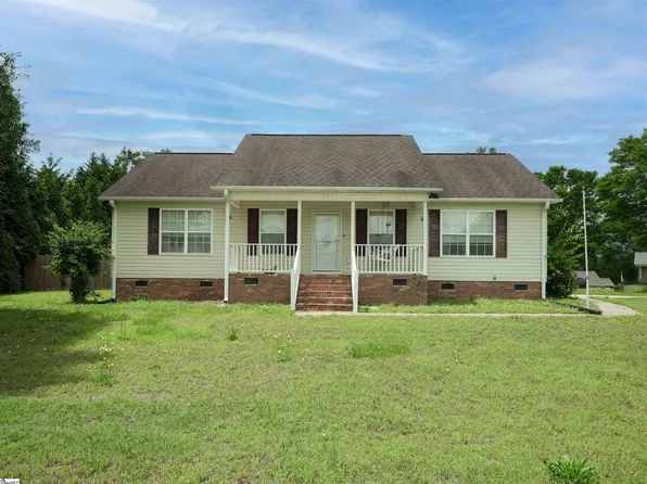 35 Barnett Rd, Lyman, SC 29365