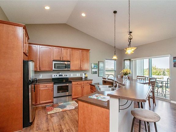 5th image of 45 NE Gracewood Dr
