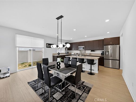 5th image of 587 Holston Way