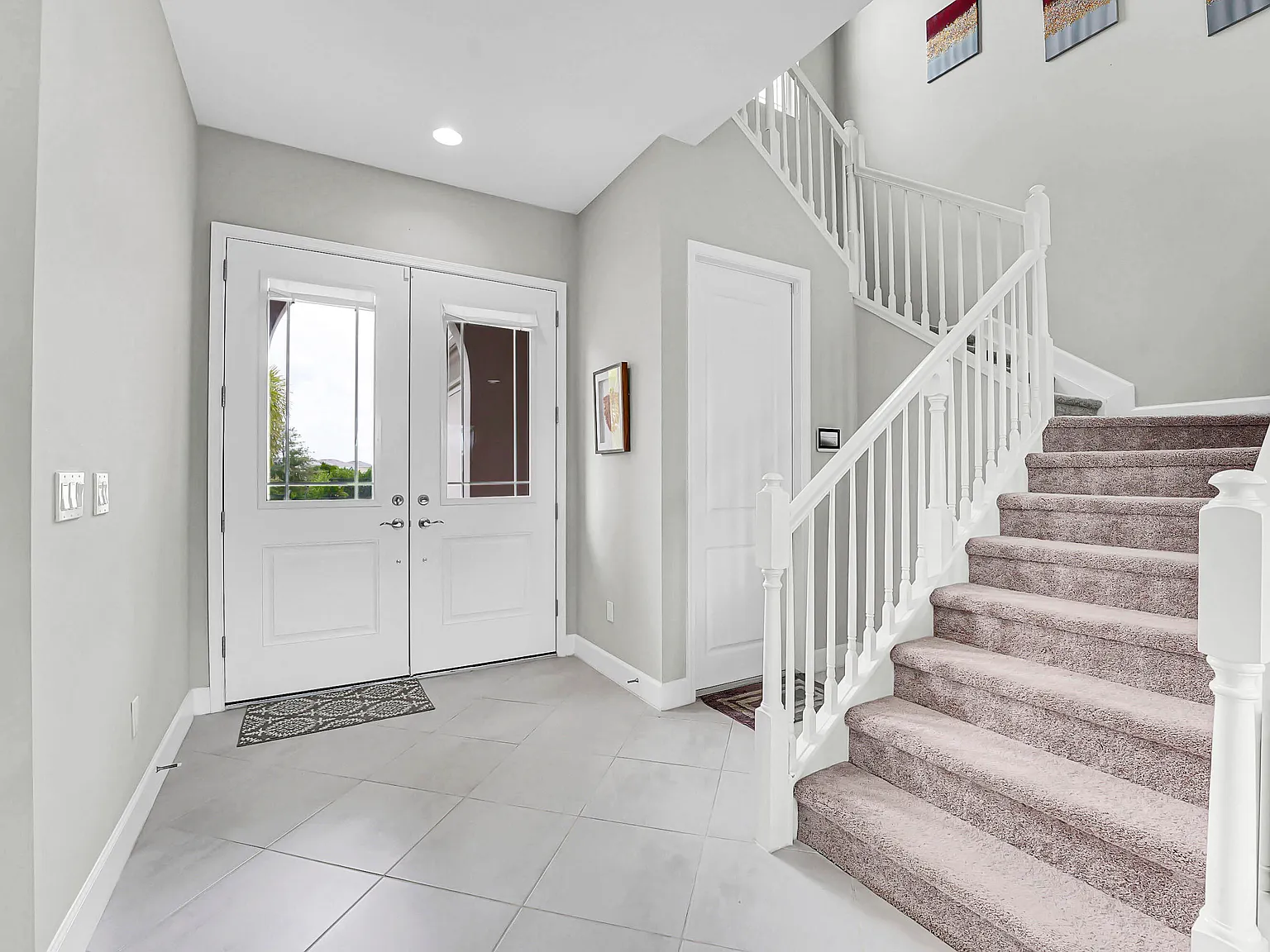 4 bed, 3.0 bath, 2165 sqft, $3,550 — Photo 4