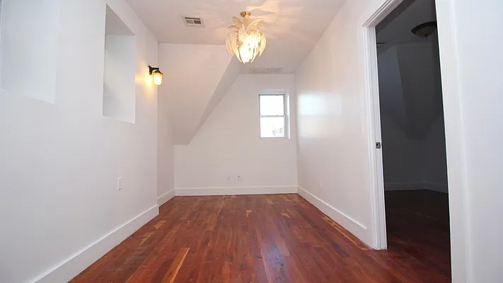 Rented by Nooklyn NYC LLC | media 1