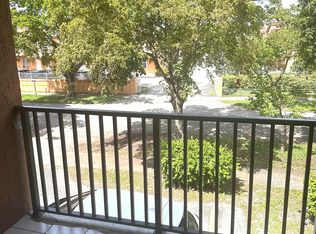1685 W 42nd St APT 202, Hialeah, FL 33012