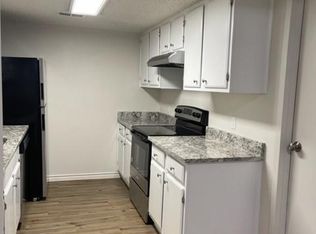 1505 W Pearl St #15, Granbury, TX 76048
