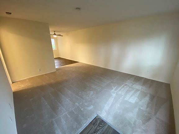2nd image of 786 Reseda Dr APT 20