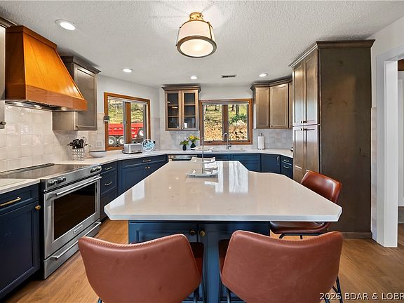 4th image of 176 Arbor Oaks Dr