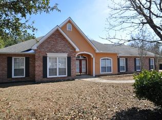 6006 Woods Rd, Picayune, MS 39466