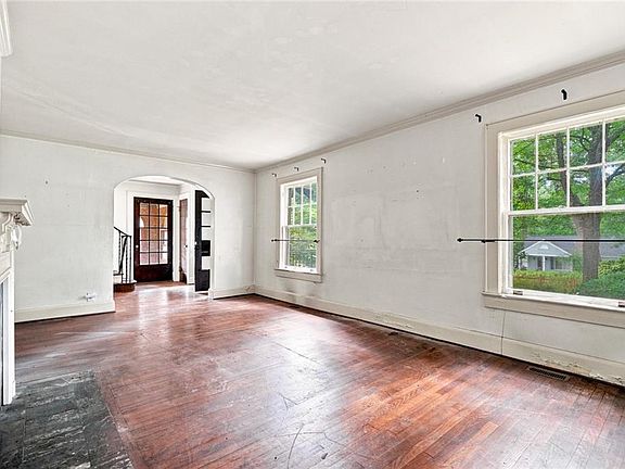 5th image of 1656 Ridgewood Dr