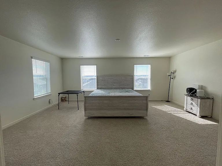 2224 Rosette Ln — Photo 14