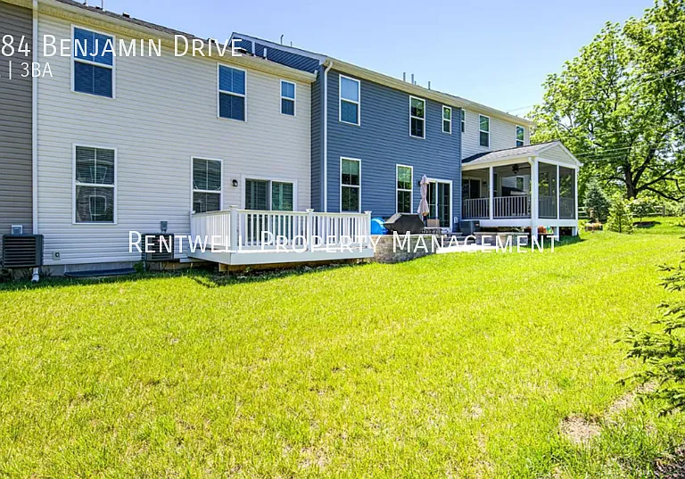 1284 Benjamin Dr — Photo 14
