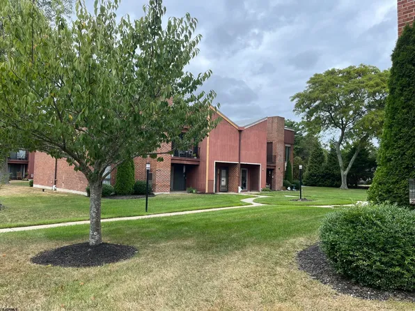 11 Shore Rd APT 4B, Somers Point, NJ 08244