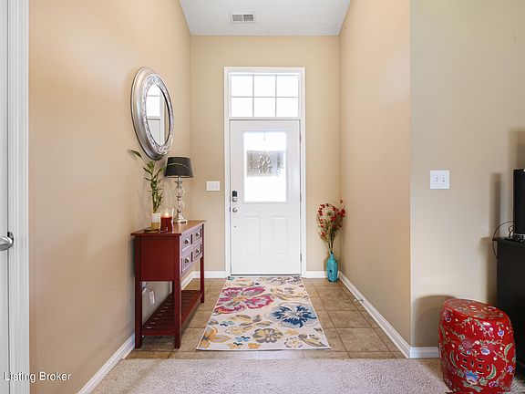2nd image of 112 Dublin Ln