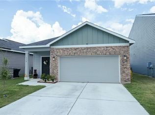 114 Woodpecker Run, Jarrell, TX 76537