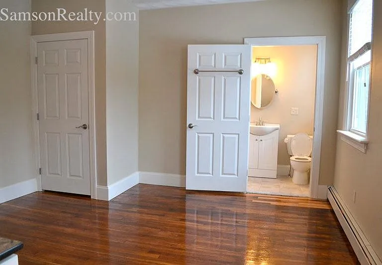 80 Medway St #10 — Photo 7