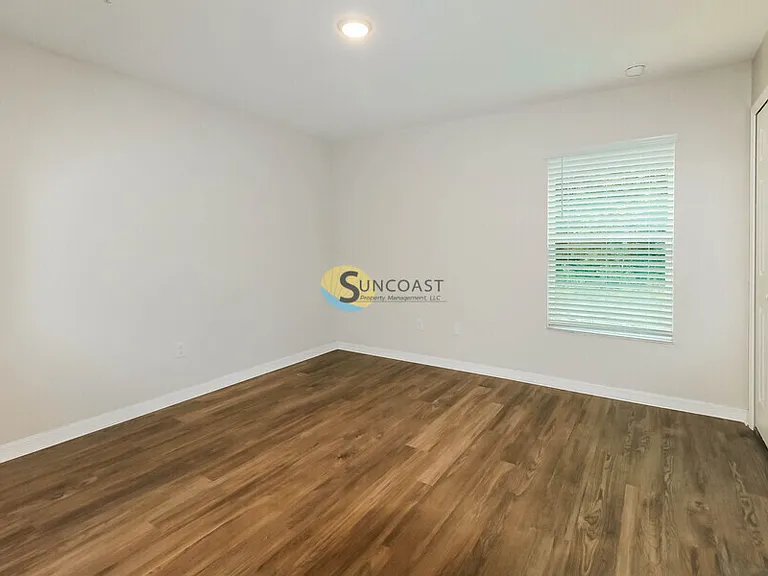 2103 NE 78th Ln — Photo 21