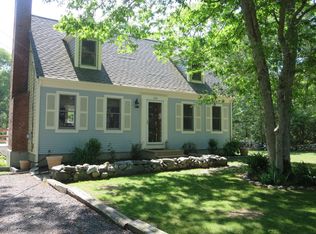 136 Lovells Ln, Mashpee, MA 02649