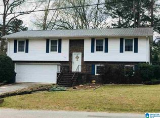 1408 Danbury Ln, Anniston, AL 36207