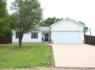 1191 Hawthorne Rd, Desloge, MO 63628