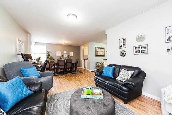 Sold by REMAX Elite | media 2