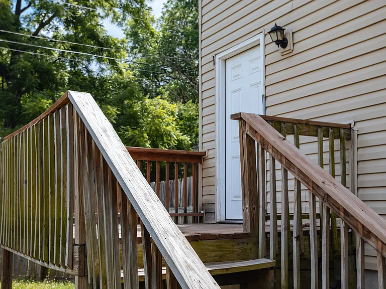 2929 Mersington Ave — Photo 13