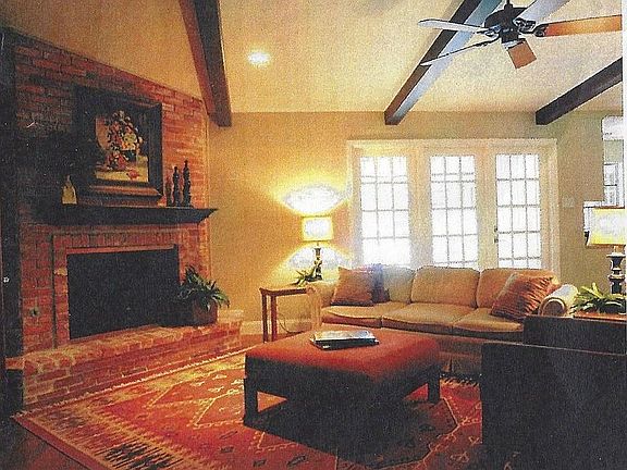 2nd image of 16310 Hidden View St