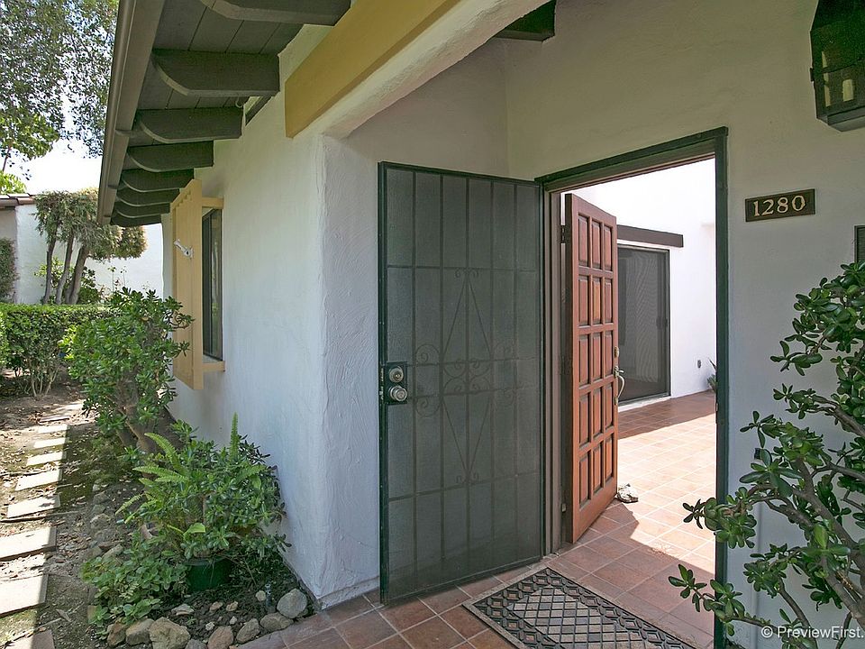 1st image of 1280 La Paloma Gln