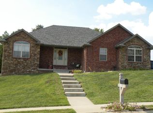 470 Edwards Dr, Holts Summit, MO 65043