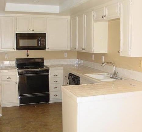 4th image of 14689 Moon Crest Ln Unit E