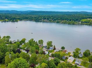 89 Rodeo Dr, North Salem, NY 10560