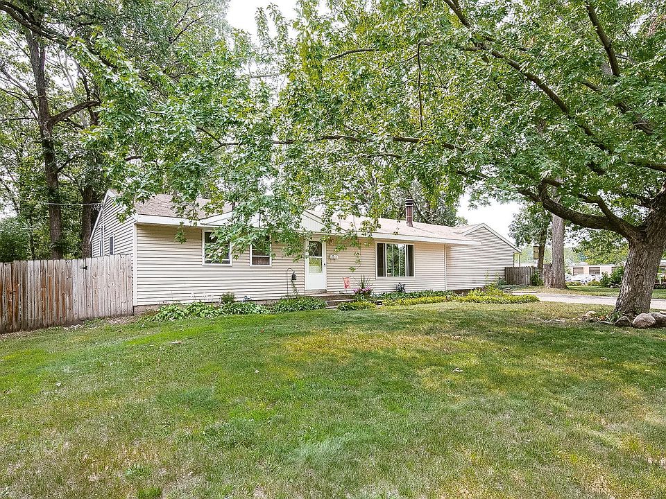 1st image of 8217 Iris Dr N