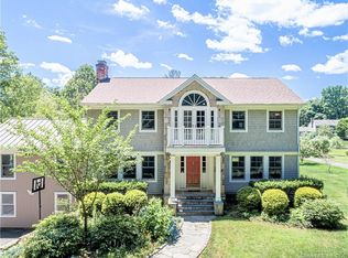 5 Bayberry Ln, Westport, CT 06880