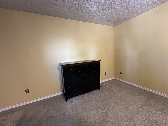 4th image of 2324 W 118th Ave
