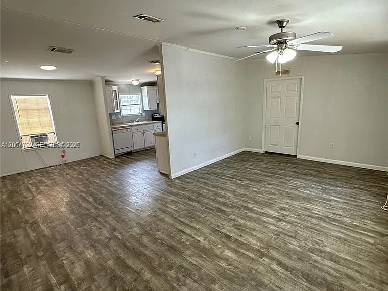 11832 Leeward Pl #H — Photo 33