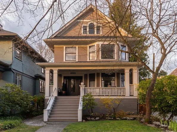 1924 Parker St, Vancouver, BC V5L 2L3