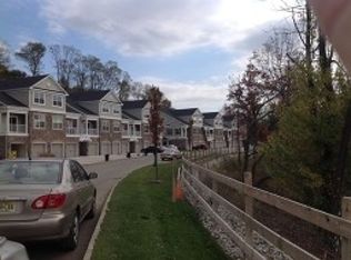 502 Waterview Ct UNIT 502, Cedar Knolls, NJ 07927