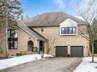 7 Wendover Ct, Richmond Hill, ON L4B3G4