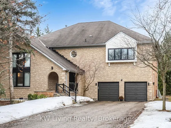 7 Wendover Ct, Richmond Hill, ON L4B 3G4