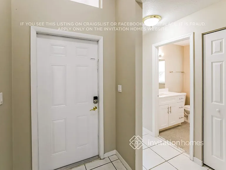 1365 SW 106th Ave — Photo 13